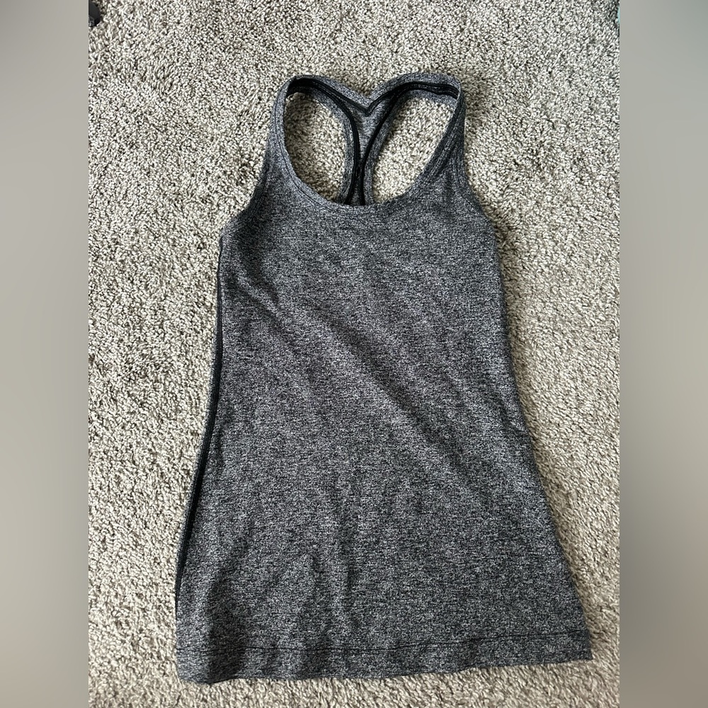 Lululemon Tank— Great condition!